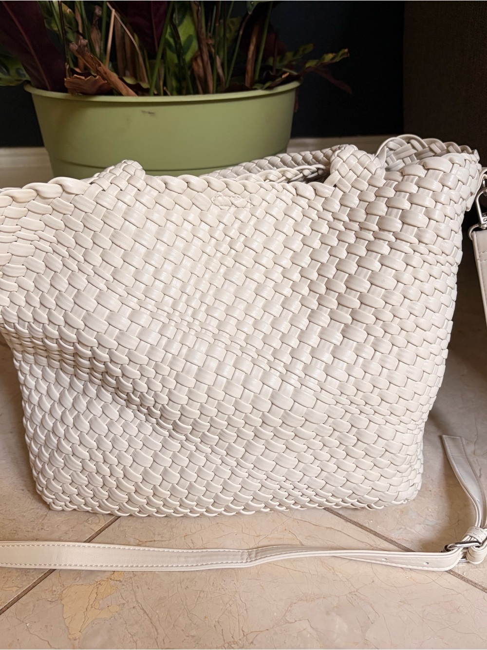 Woven faux Leather Shoulder Bag - Cream